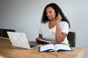 Zakelijke fotoshoot van een assistent in Purmerend